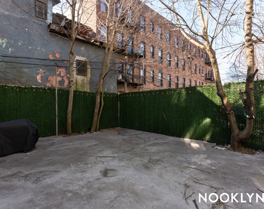 836 Monroe Street - Photo Thumbnail 11