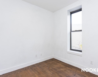 474 Lafayette Avenue - Photo Thumbnail 8