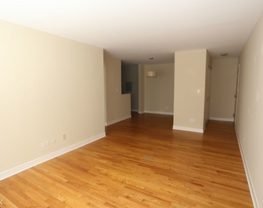 625 W. Wrightwood, Unit 303 - Photo Thumbnail 8