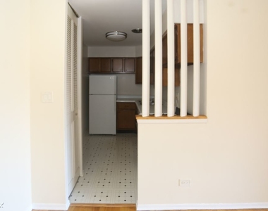 660 W. Wrightwood, Unit 312 - Photo Thumbnail 3