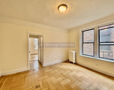 5008 Broadway @ W 213th St - Photo Thumbnail 3