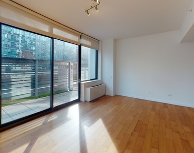 808 Columbus Avenue - Photo Thumbnail 13