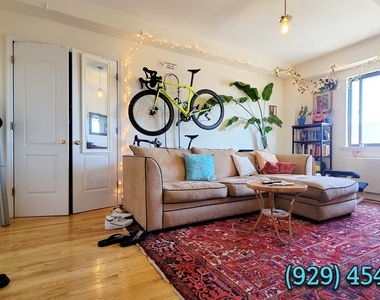 258 Bushwick Avenue - Photo Thumbnail 7