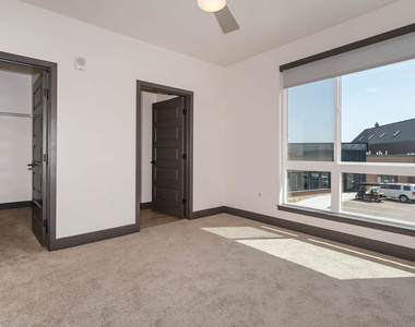 11700 E 26th Ave - Photo Thumbnail 17