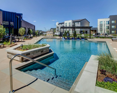 11700 E 26th Ave - Photo Thumbnail 33