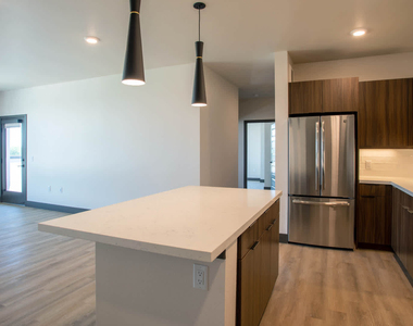 11700 E 26th Ave - Photo Thumbnail 6