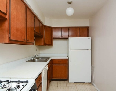 660 W Wrightwood Ave 511 - Photo Thumbnail 1