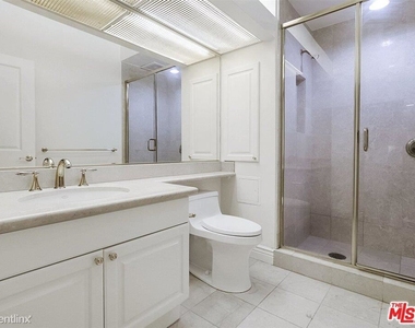 11847 Gorham Ave Apt 210 - Photo Thumbnail 5