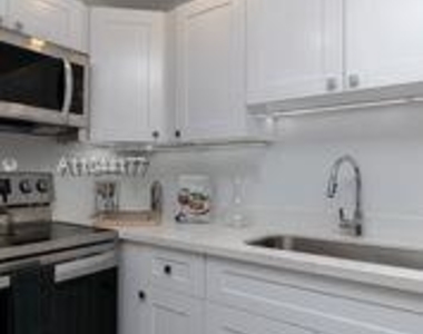 2301 Collins Ave - Photo Thumbnail 41