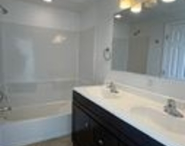 9380 Braun Rd Apt 203 - Photo Thumbnail 9