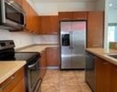 9380 Braun Rd Apt 203 - Photo Thumbnail 2