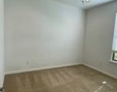 9380 Braun Rd Apt 203 - Photo Thumbnail 11