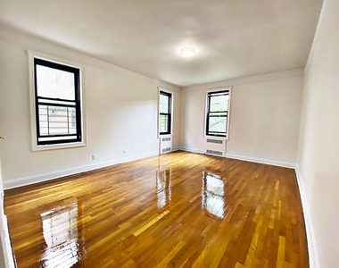 260 ocean pkwy - Photo Thumbnail 2