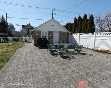 311 Garfield Avenue - Photo Thumbnail 28