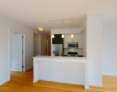 795 Columbus Avenue - Photo Thumbnail 2