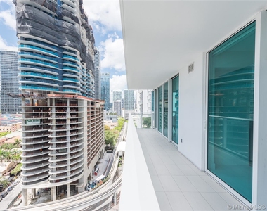 1080 Brickell Ave - Photo Thumbnail 0