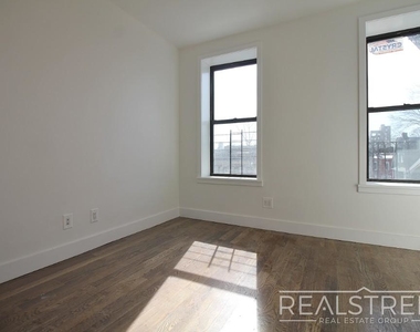 249 Midwood Street - Photo Thumbnail 6