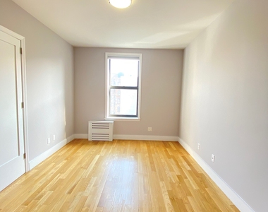 529 West 179th Street - Photo Thumbnail 7