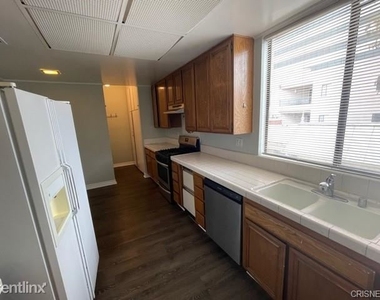 12124 Goshen Ave Apt 206 - Photo Thumbnail 1