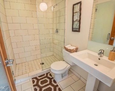 3450 Cahuenga Blvd W - Photo Thumbnail 16