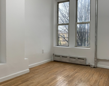 937 Jefferson Avenue - Photo Thumbnail 1