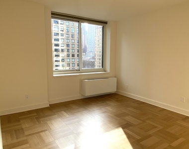 400 West 63rd Street - Photo Thumbnail 10