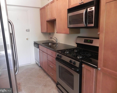 4201 Cathedral Ave Nw #223e - Photo Thumbnail 10