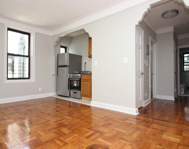 1543 Park Place - Photo Thumbnail 5