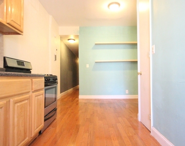 419 Franklin Avenue, Brooklyn, NY 11238 - Photo Thumbnail 2