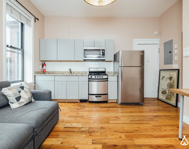 884 Bedford Avenue, Brooklyn, NY 11205 - Photo Thumbnail 1