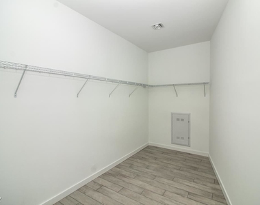 2901 Ne 2nd Ave # 1721 - Photo Thumbnail 18