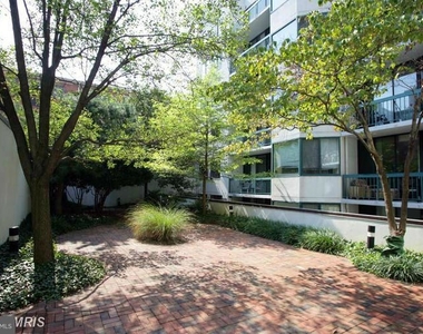 955 26th St Nw #710 - Photo Thumbnail 22