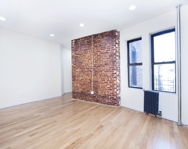 587 West 177th Street - Photo Thumbnail 3