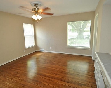 9930 Harwell Drive - Photo Thumbnail 28