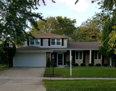 3402 Winnetka Road - Photo Thumbnail 0