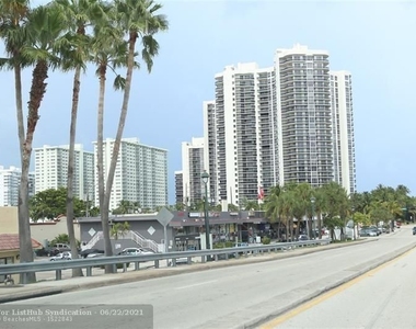 3200 N Ocean Blvd - Photo Thumbnail 1