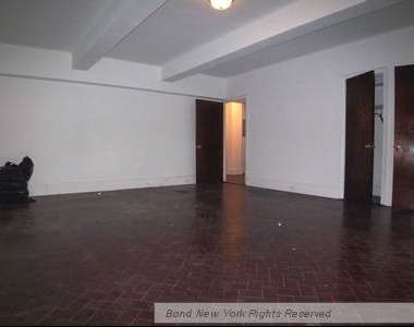 160 West 73rd Street - Photo Thumbnail 1