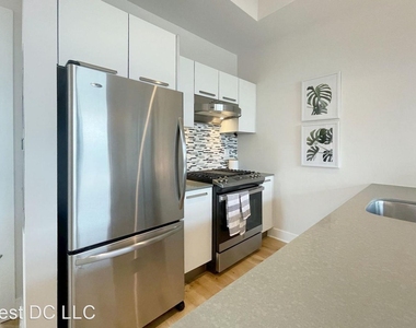 2426 Ontario Rd Nw Unit 305 - Photo Thumbnail 10