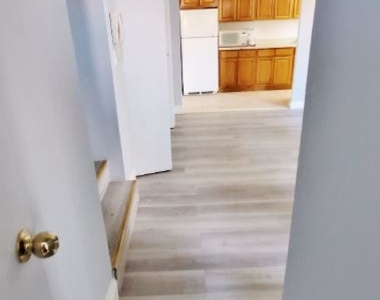 2168 35th Street 1f - Photo Thumbnail 11