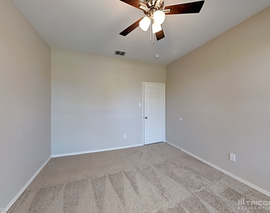 2809 Thistlewood Drive - Photo Thumbnail 9