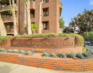 10550 Wilshire Blvd Apt 901 - Photo Thumbnail 6