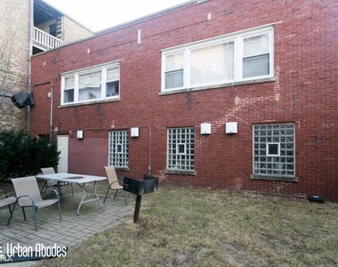 4450 N Ashland Ave 3 - Photo Thumbnail 17