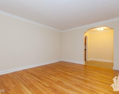 425 W Roscoe St #304 - Photo Thumbnail 3