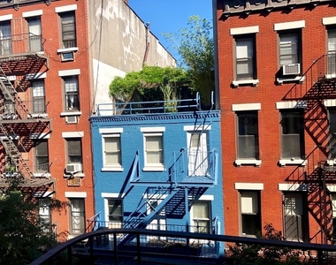 West Village - Photo Thumbnail 5