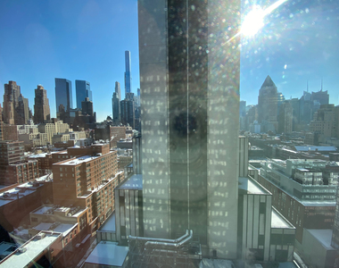 550 West 54th Street - Photo Thumbnail 5