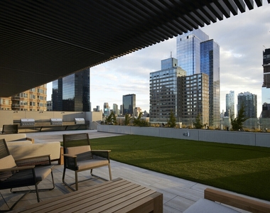 520 West 43rd Street - Photo Thumbnail 9