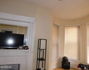 477 W Deming Pl Apt 102 - Photo Thumbnail 15