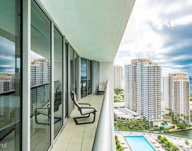 475 Brickell Ave - Photo Thumbnail 22