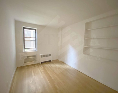 104 East 31st Street - Photo Thumbnail 6