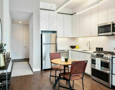 515 West 36th Street - Photo Thumbnail 1